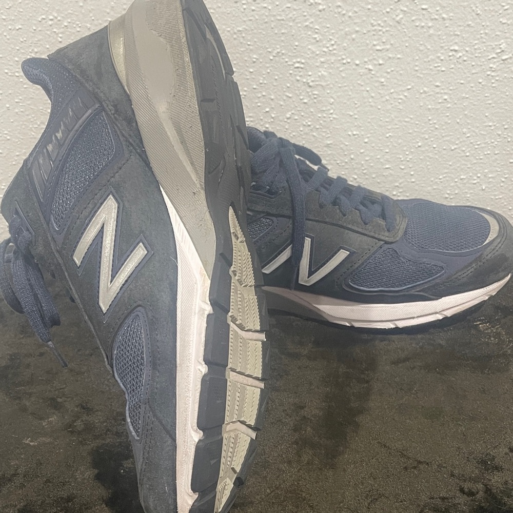 New Balance Men's Navy and Gray Athletic Shoes